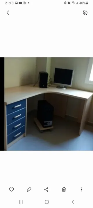 Escritorio de esquina amplio