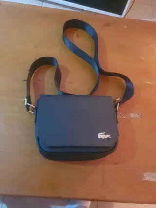 Riñonera Negra Lacoste