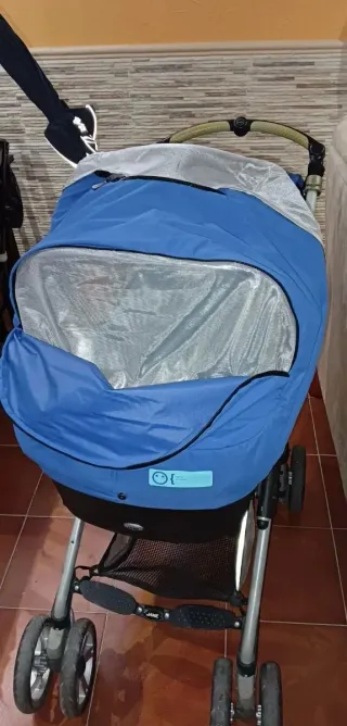 Cochecito de bebé como nuevo