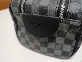 Neceser Louis Vuitton Gris negro Damier