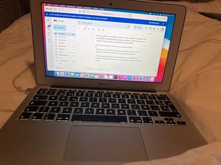 MacBook Air 11 2014 Plata