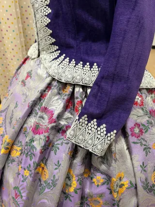 Traje Fallera Talla 42-44 con 2 corpiños