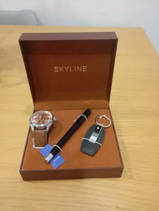 Estuche Skyline: Reloj, Bolígrafo y Llavero