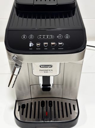 Cafetera DeLonghi Magnifica EVO