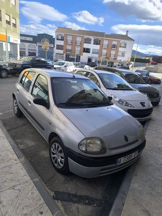 Renault Clio 1998