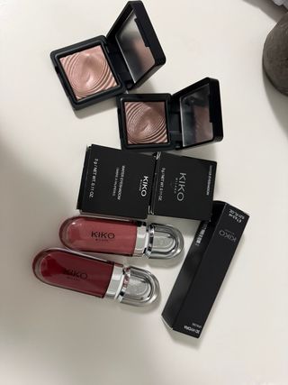 Lote Maquillaje Kiko Milano: Sombras y Labiales
