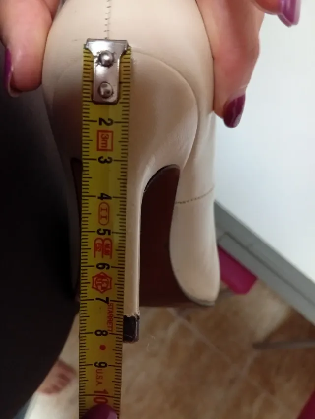 Zapatos de piel nude tacón