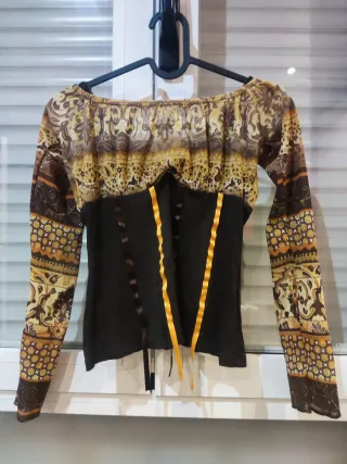 Blusa manga larga estampada