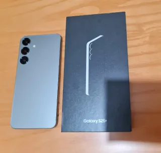 Samsung Galaxy S25 Plus