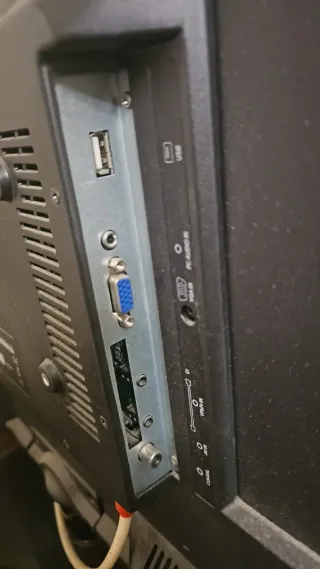 Televisore Akai Nero