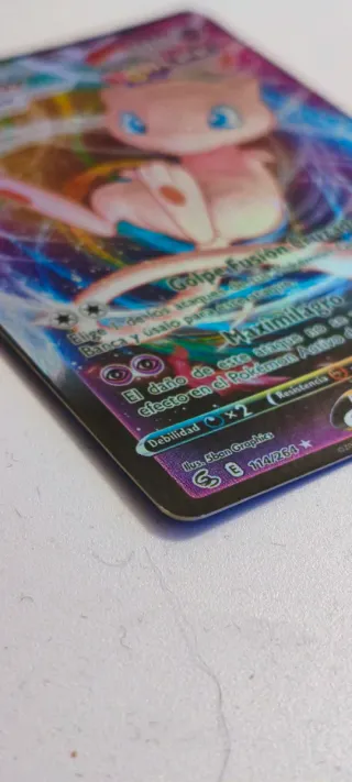 Carta Pokemon Ultra Rara "Mew VMAX Ultra Rara Holo