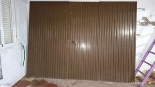 Puerta Garaje Hierro chapa Pegaso