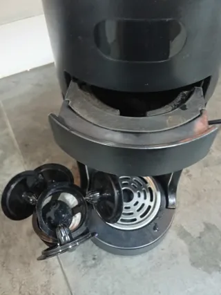 Cafetera de Cápsulas Negra