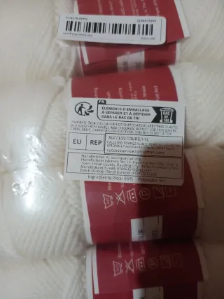 Gomitoli lana bianca alpaca