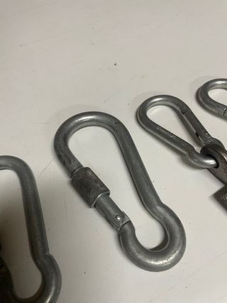 Mosquetones de seguridad metálicos