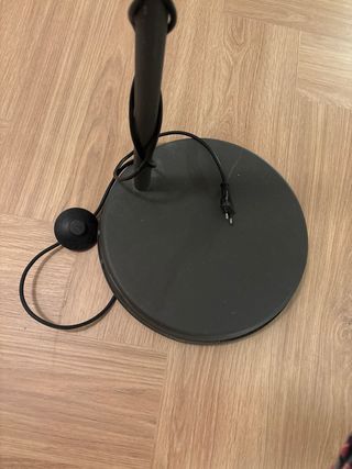 Lámpara de pie HEKTAR Ikea gris