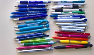 50 BOLÍGRAFOS PUBLICITARIOS PARA COLECCIONISMO