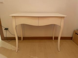 Mesa de estudio lacada blanca