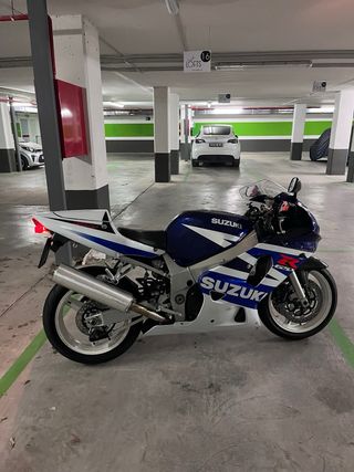 SUZUKI GSX-R 600