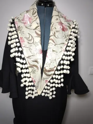 Mantón Flamenca Madroños