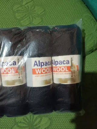 Gomitoli lana alpaca nera