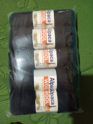 Gomitoli lana alpaca nera