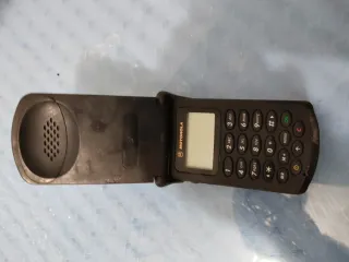 Móvil Motorola StarTac Vintage