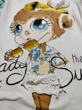 Camiseta manga corta con bordado