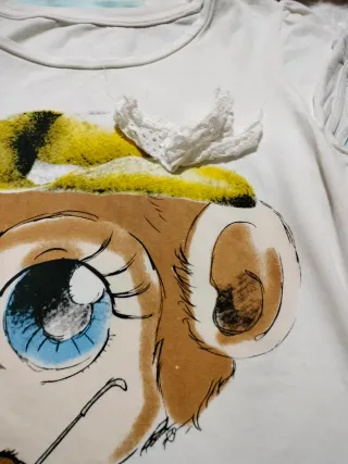 Camiseta manga corta con bordado