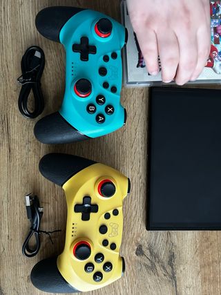 Nintendo Switch OLED Blanca y Negra