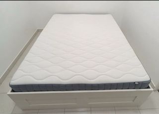 Cama IKEA 160x200 (usada 2 semanas)