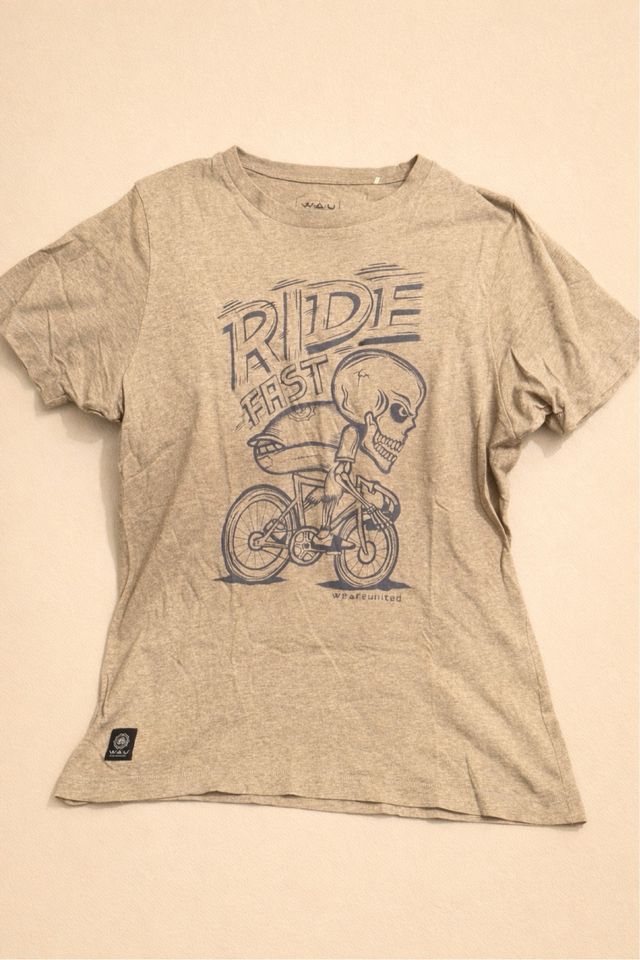 Camiseta de W•A•U (We are United)