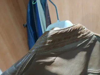 Chaqueta bomber marrón regalo otra marca Springfie