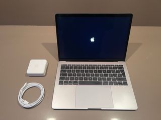 MacBook Pro 13” 2017 Gris espacial
