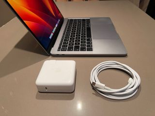 MacBook Pro 13” 2017 Gris espacial