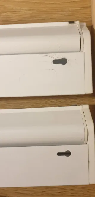 2 Lâmpadas brancas de baixo consumo