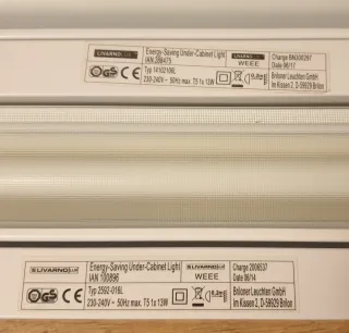 2 Lâmpadas brancas de baixo consumo