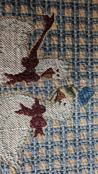 Lotto 4 centrini vintage in gobelin