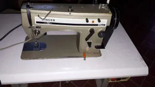 Máquina de Costura Singer 20U33 Industrial