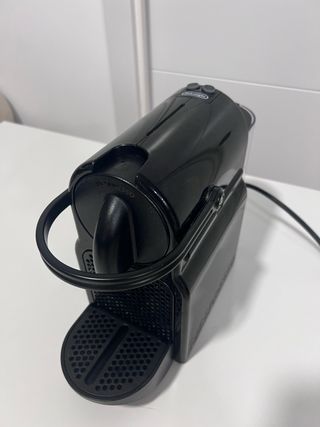 Cafetera Nespresso Negra