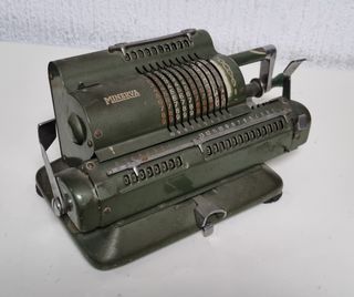 Calculadora antigua Minerva años 50 - 60