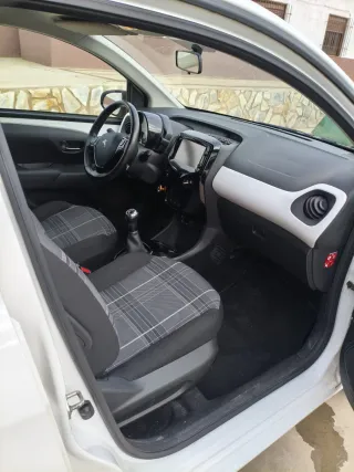 Peugeot 108  82 CV 2018