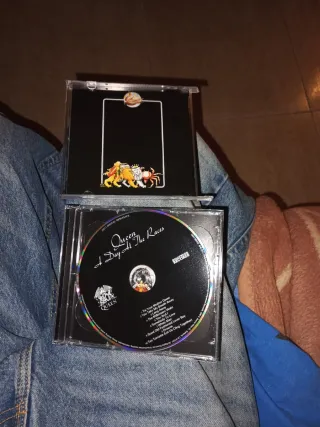 CD Queen A Day At The Races