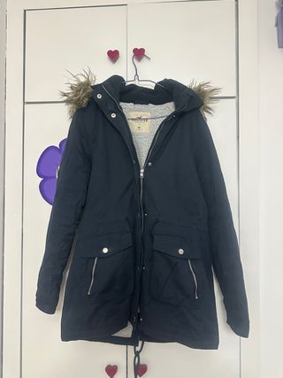 Abrigo Hollister Negro Talla M