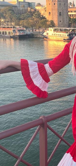 Traje de flamenca rojo+mantoncillo