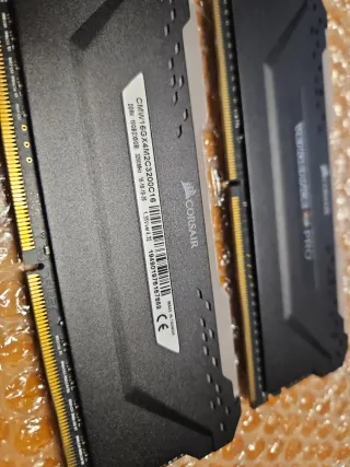 Memoria RAM Corsair Vengeance Pro (2x8GB) 16GB