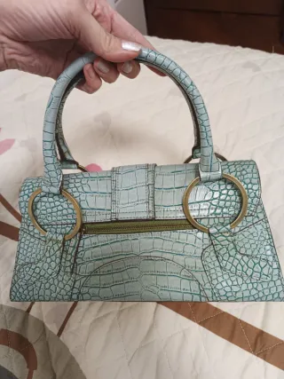 Borsa Guess vintage effetto coccodrillo