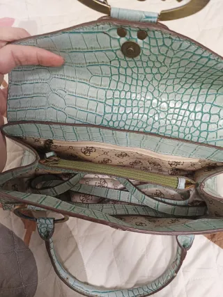 Borsa Guess vintage effetto coccodrillo