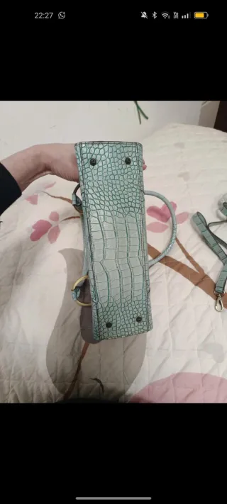 Borsa Guess vintage effetto coccodrillo