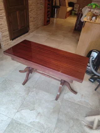 Mesa comedor extensible y elevable